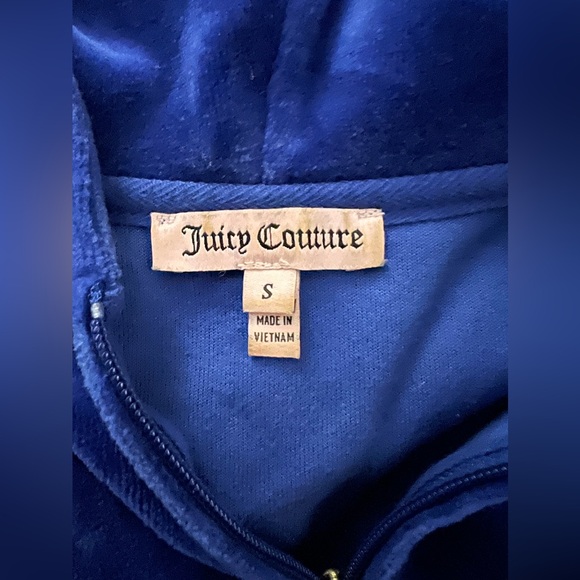 Juicy Couture Velvet Zip up Hoodie - Picture 4 of 4